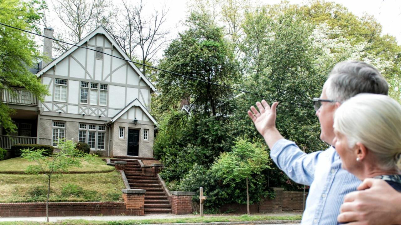 How To Research Neighborhoods Before Moving