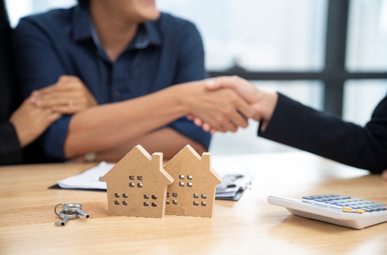 How to Negotiate When Buying a House - Moss Realty