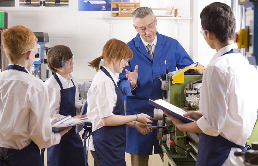 What Are The Benefits Of Vocational Training Programs
