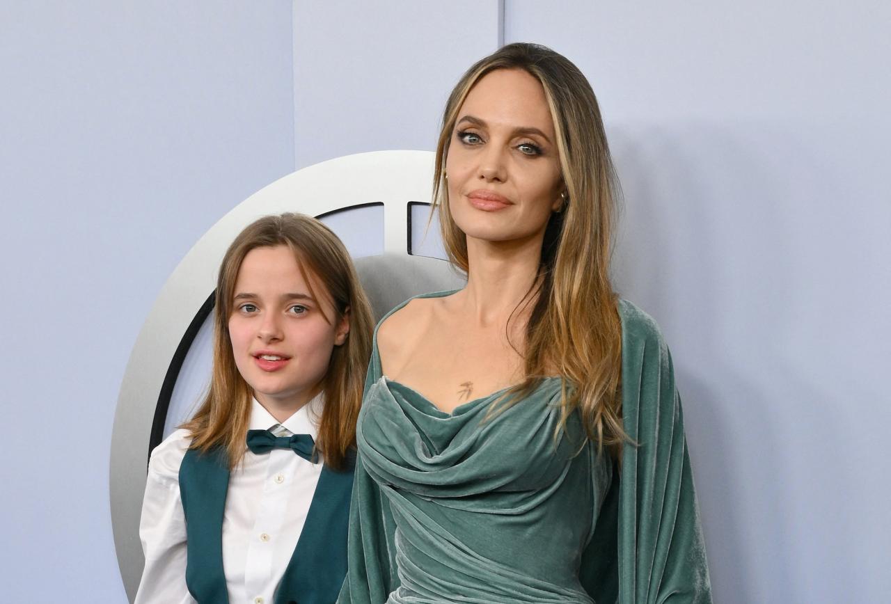 Angelina Jolie, Knox Jolie Pitt At Governors Awards Photos - Betches What Are The Impacts Of Sleep Deprivation